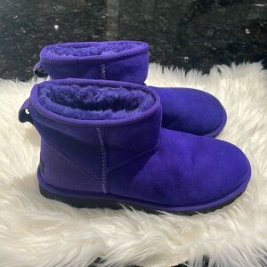 ugg purple boots zise 8
